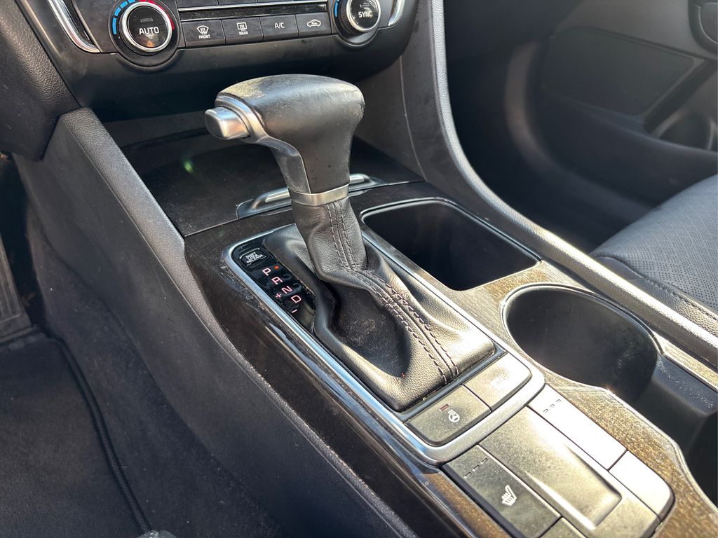 2016 Kia Optima EX photo 27