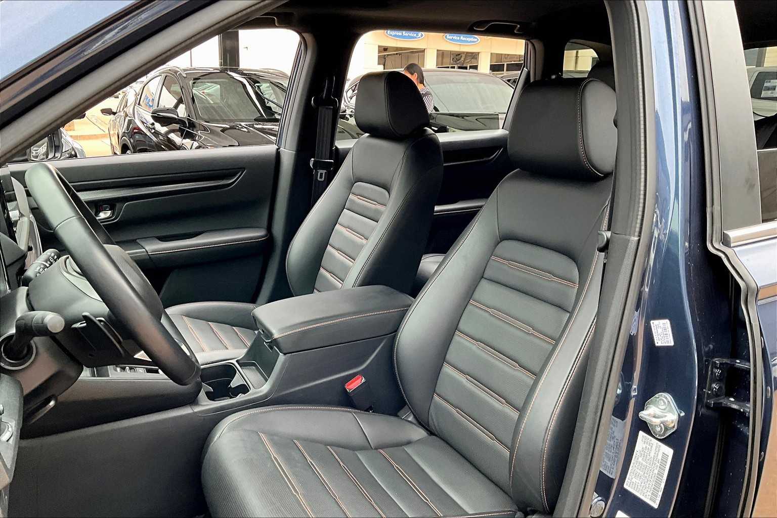 2025 Honda CR-V Hybrid Sport-L photo 4