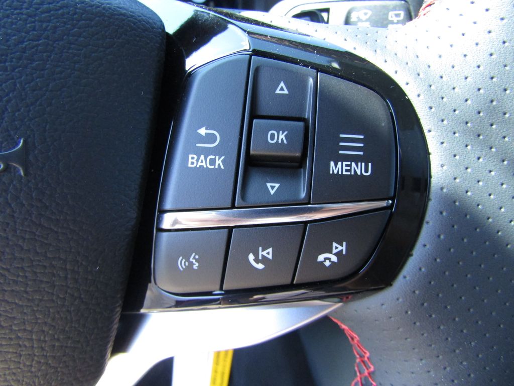 2025 Ford Explorer ST photo 15