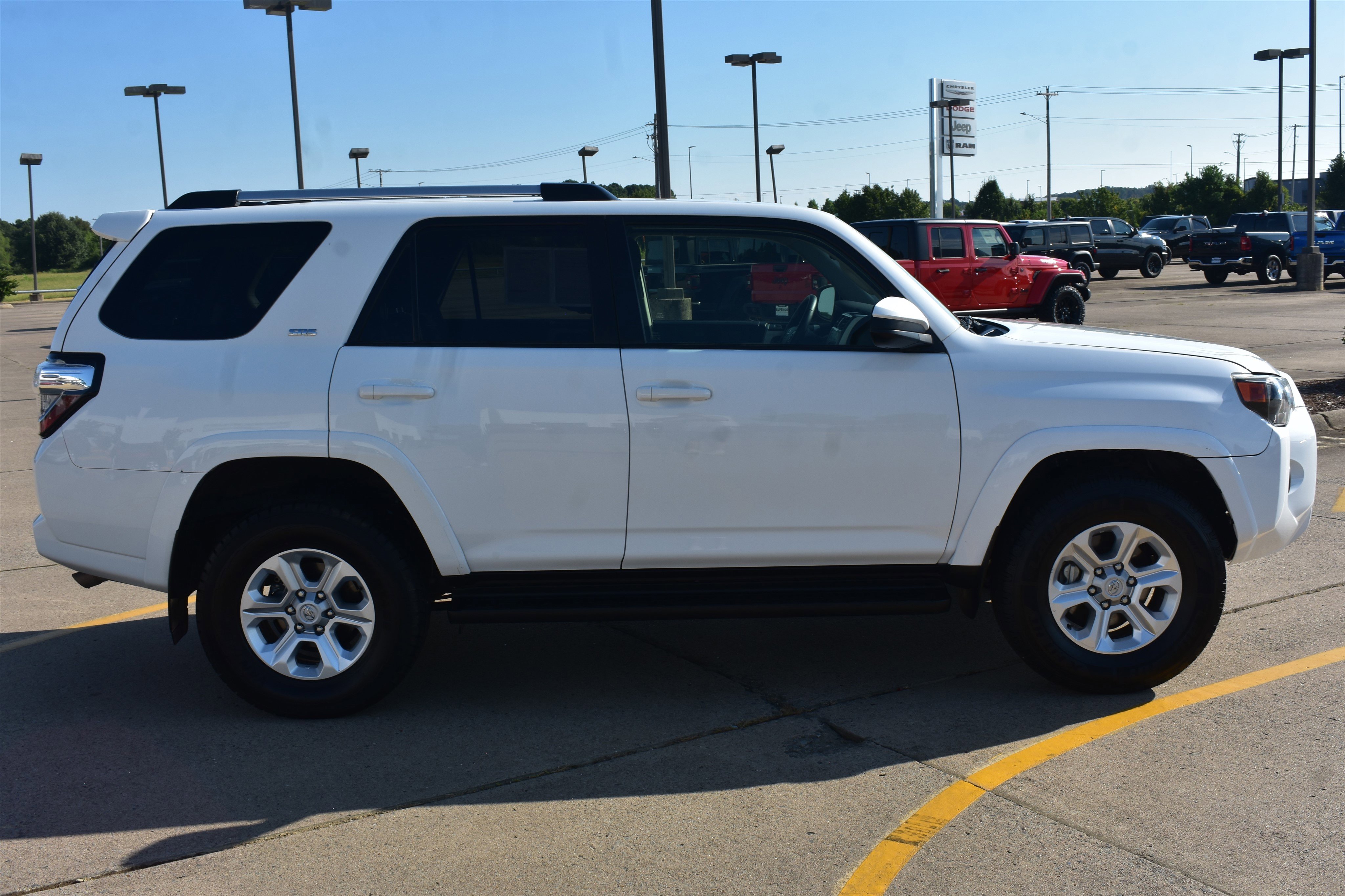 2024 Toyota 4Runner SR5 photo 3