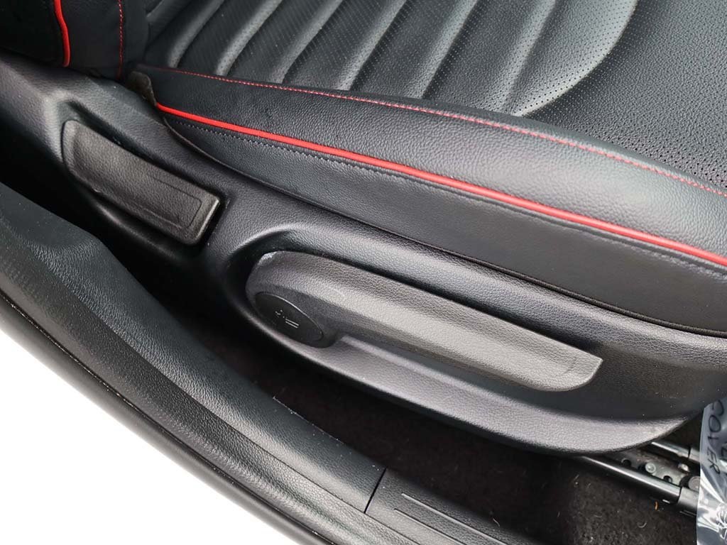 2023 Kia Forte GT photo 35