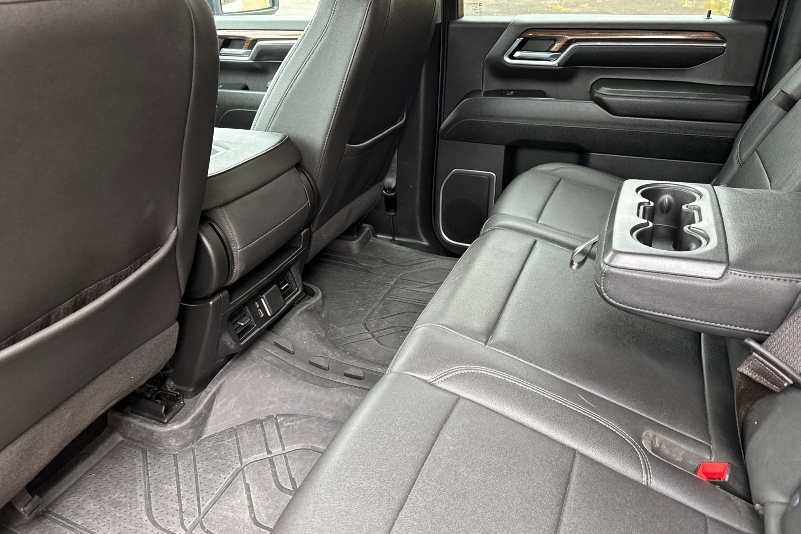 2024 Chevrolet Silverado 3500HD LT photo 12