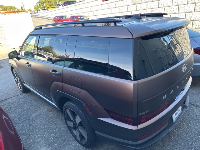 2024 Hyundai Santa Fe Limited photo 3