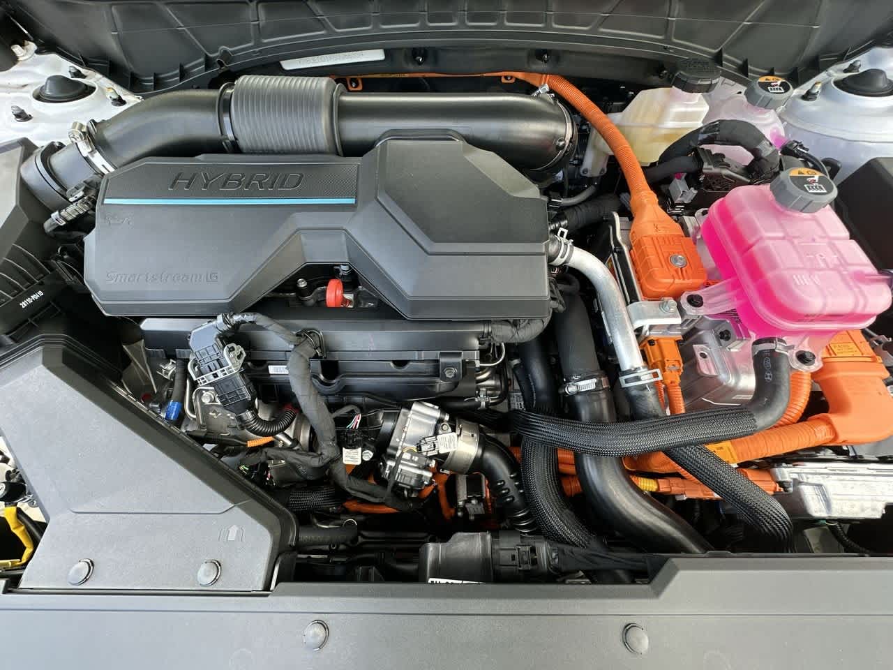 2025 Hyundai Tucson Hybrid Limited Sport photo 12