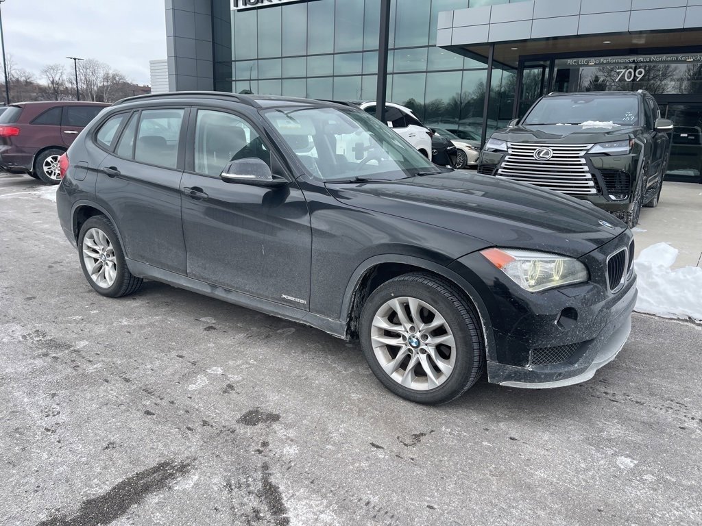 Used 2015 BMW X1 28i with VIN WBAVL1C58FVY35587 for sale in Fort Wright, KY