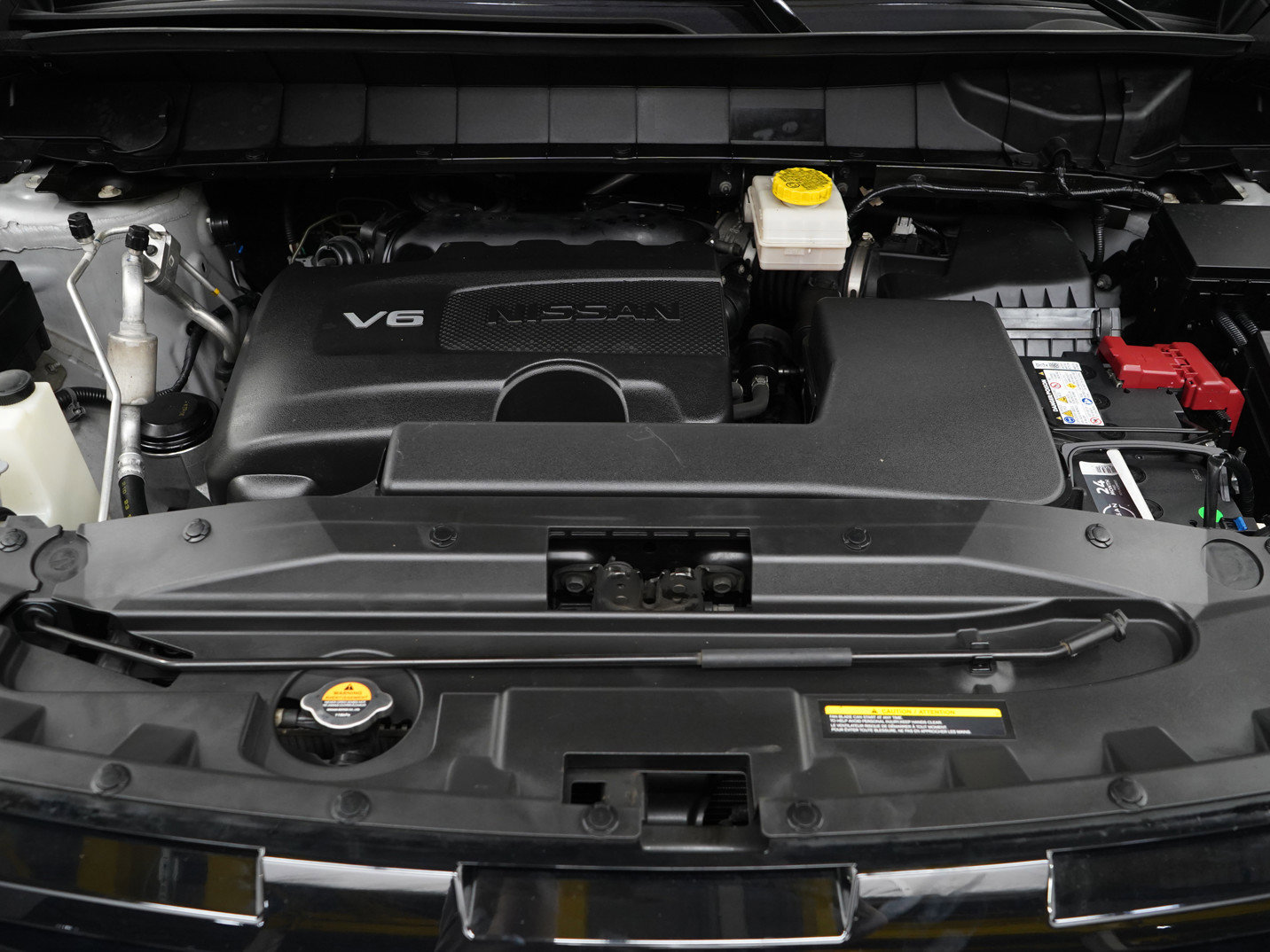 2022 Nissan Pathfinder S photo 28