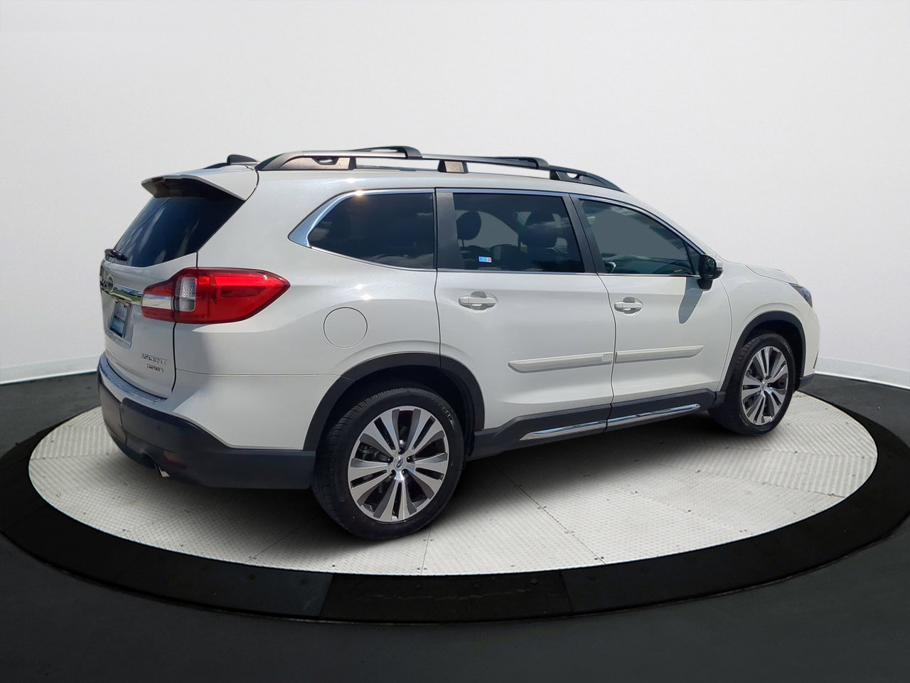 2019 Subaru Ascent Limited photo 4