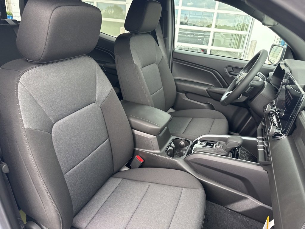 2025 Chevrolet Colorado LT photo 21
