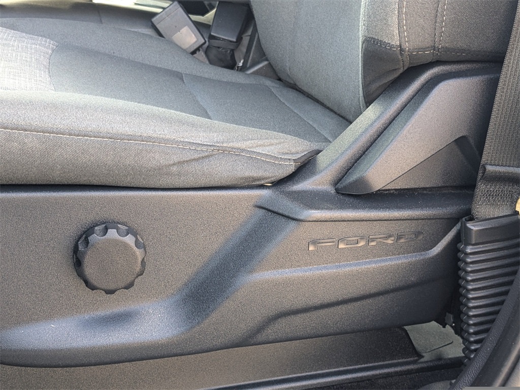 2022 Ford F-150 XLT photo 18