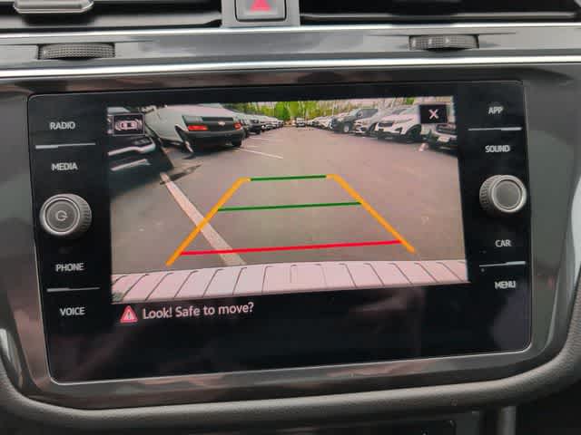 2022 Volkswagen Tiguan SE photo 26