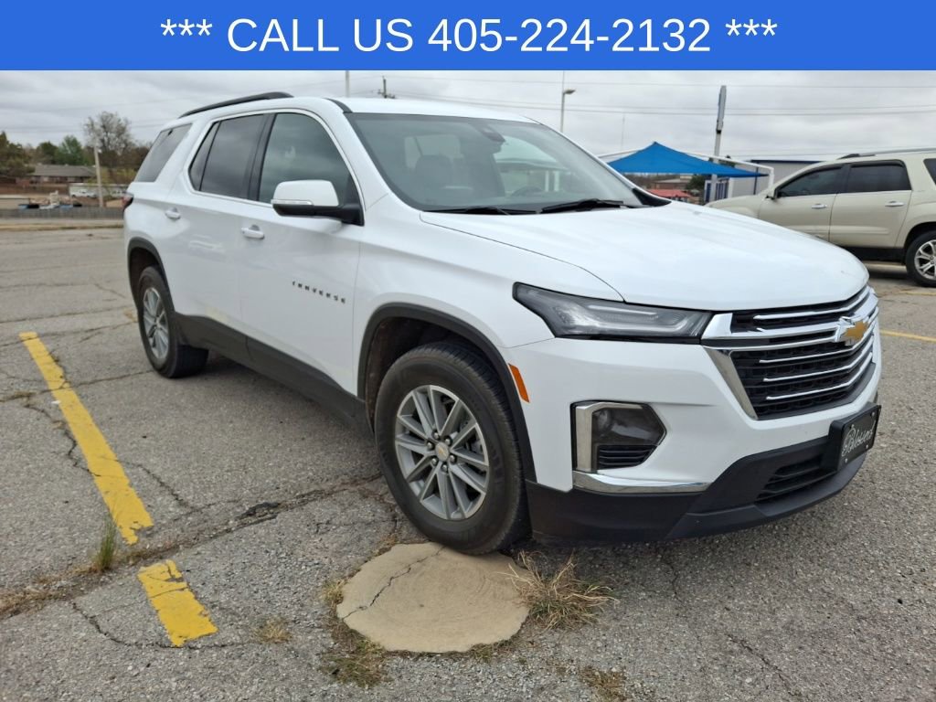 2023 Chevrolet Traverse Cloth photo 2