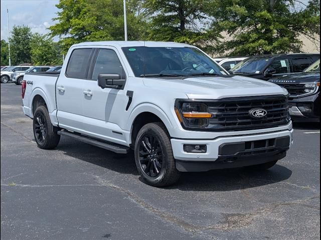 2025 Ford F-150 XLT photo 2