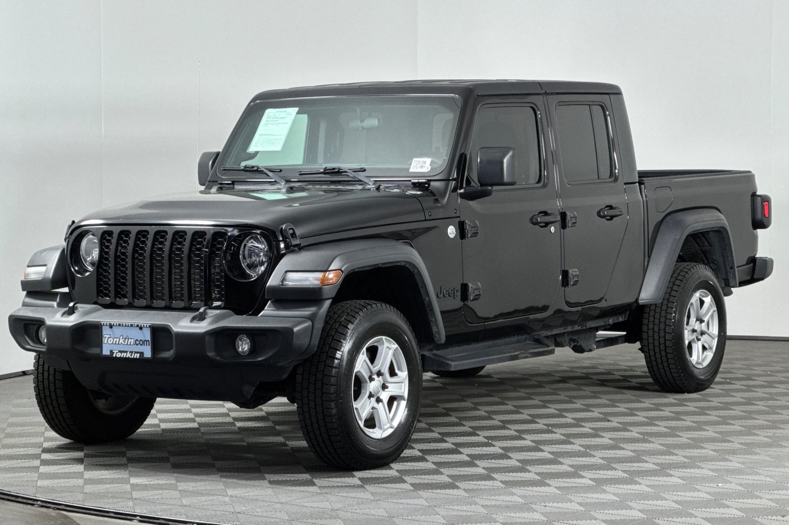 2020 Jeep Gladiator Sport photo 8