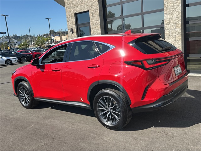 2024 Lexus NX 350 Premium photo 3