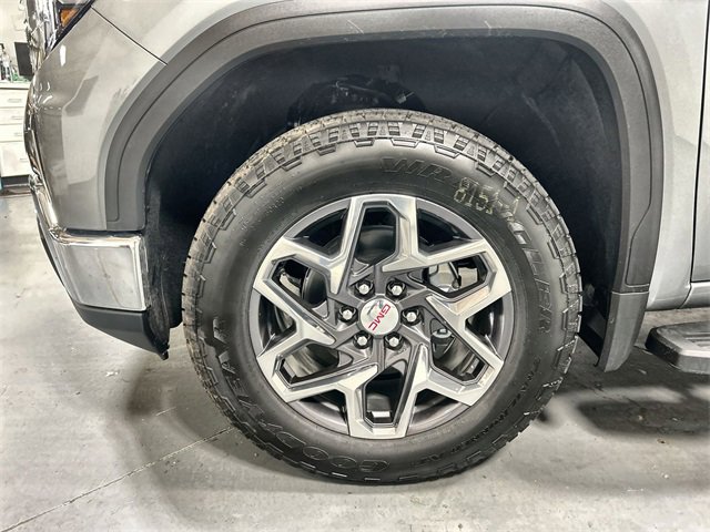 2026 Gmc Sierra 1500 SLT photo 17