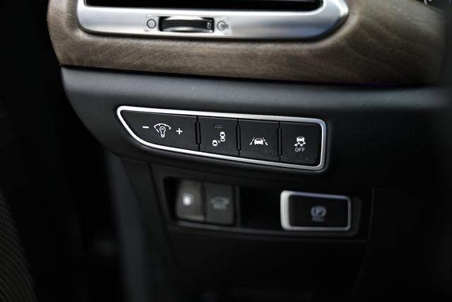 2020 Genesis G90 3.3T Premium photo 15