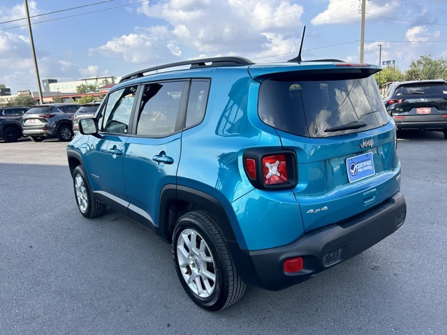 2022 Jeep Renegade Latitude photo 4