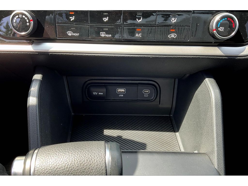2024 Kia Sportage LX photo 30