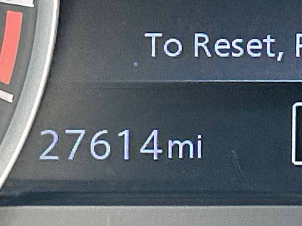 2024 Nissan Frontier SV photo 24