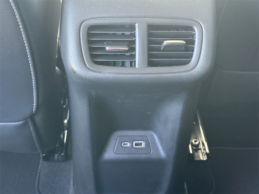 2023 Buick Envision Essence photo 27