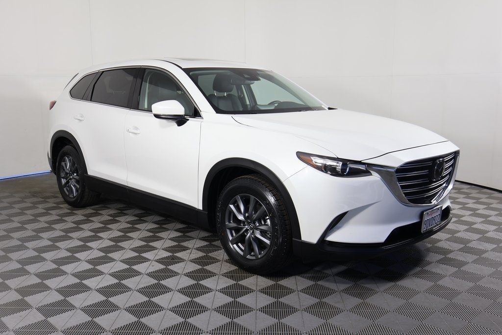 2023 Mazda CX-9 Touring photo 3
