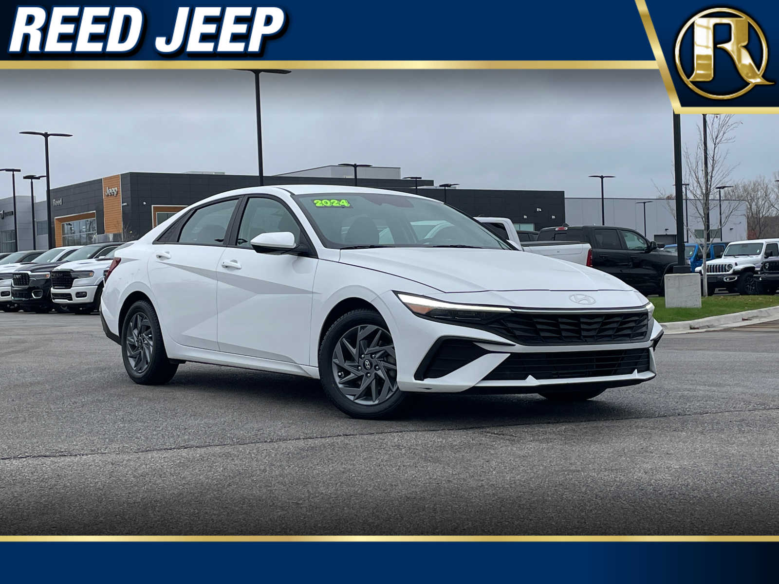 2024 Hyundai Elantra SEL's photo