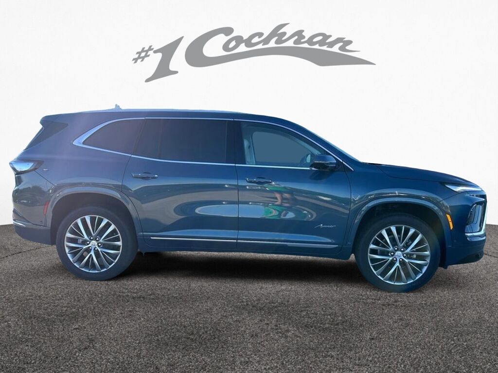 2026 Buick Enclave Avenir photo 3