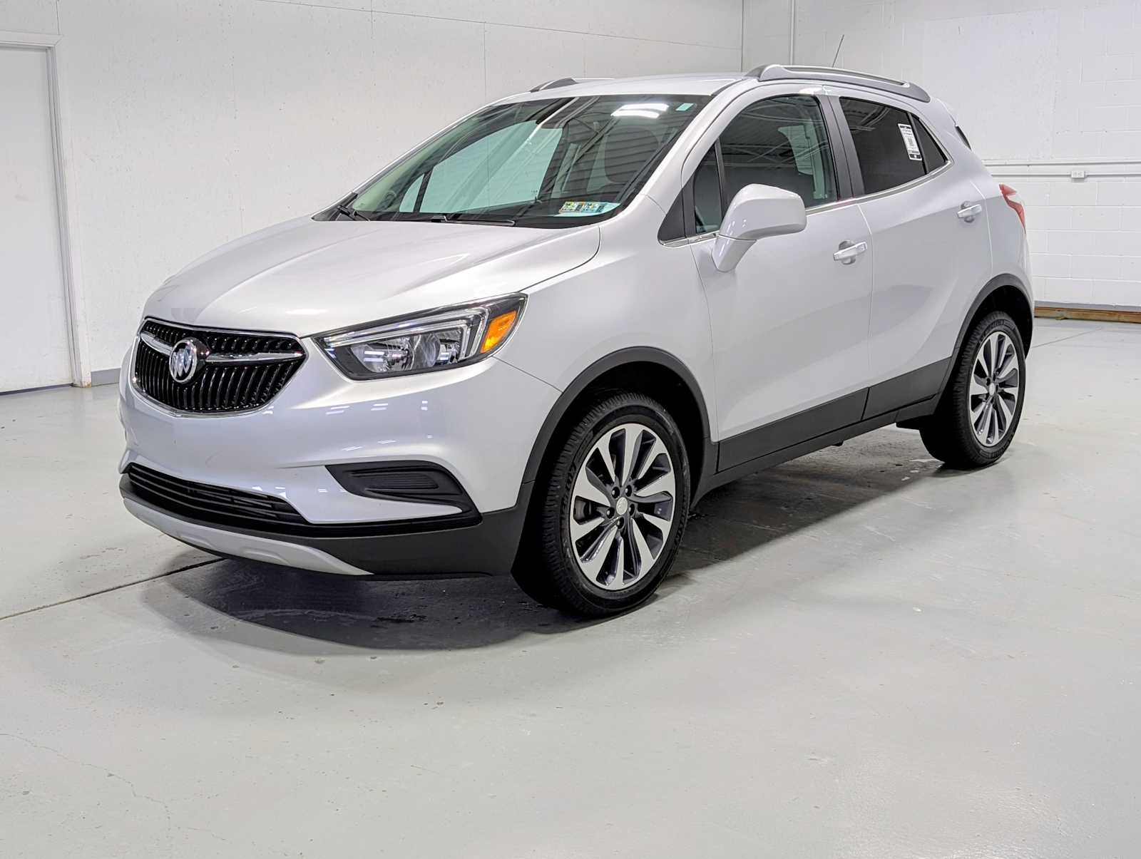 2022 Buick Encore Preferred's photo