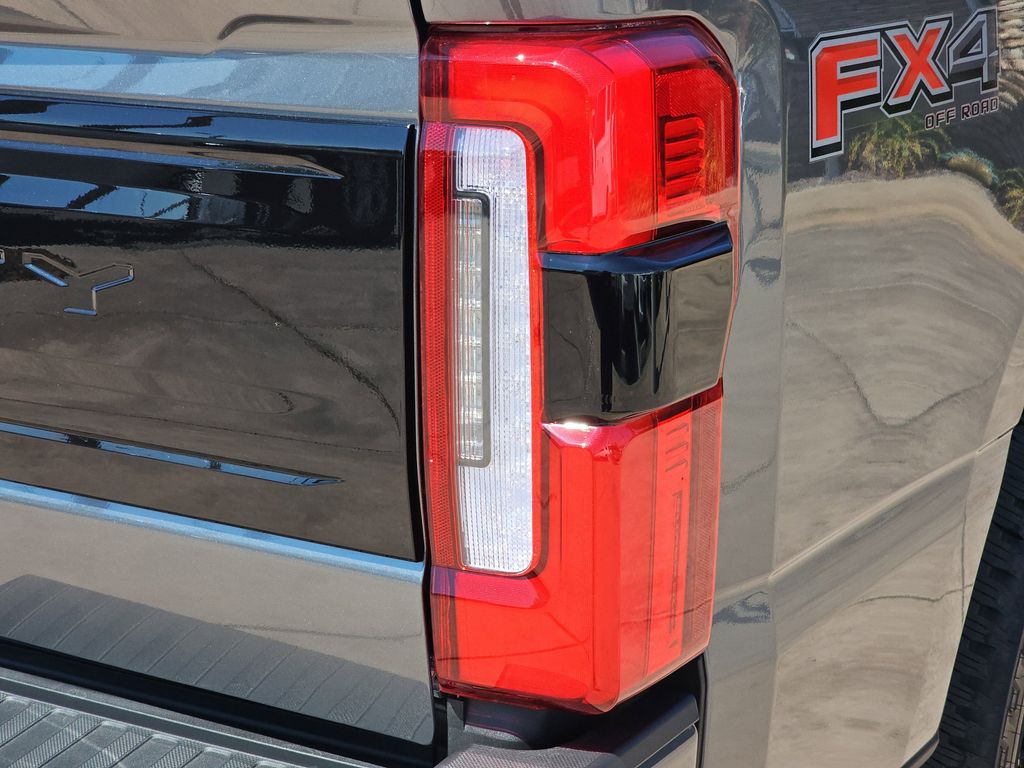 2026 Ford F-350 photo 41