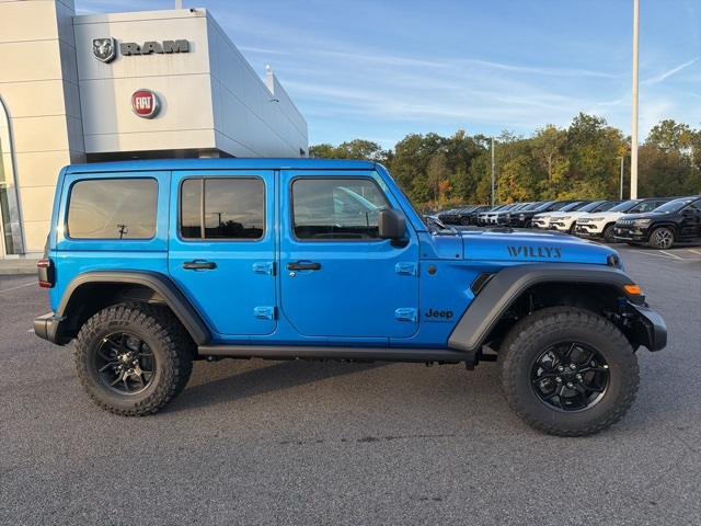2025 Jeep Wrangler photo 2