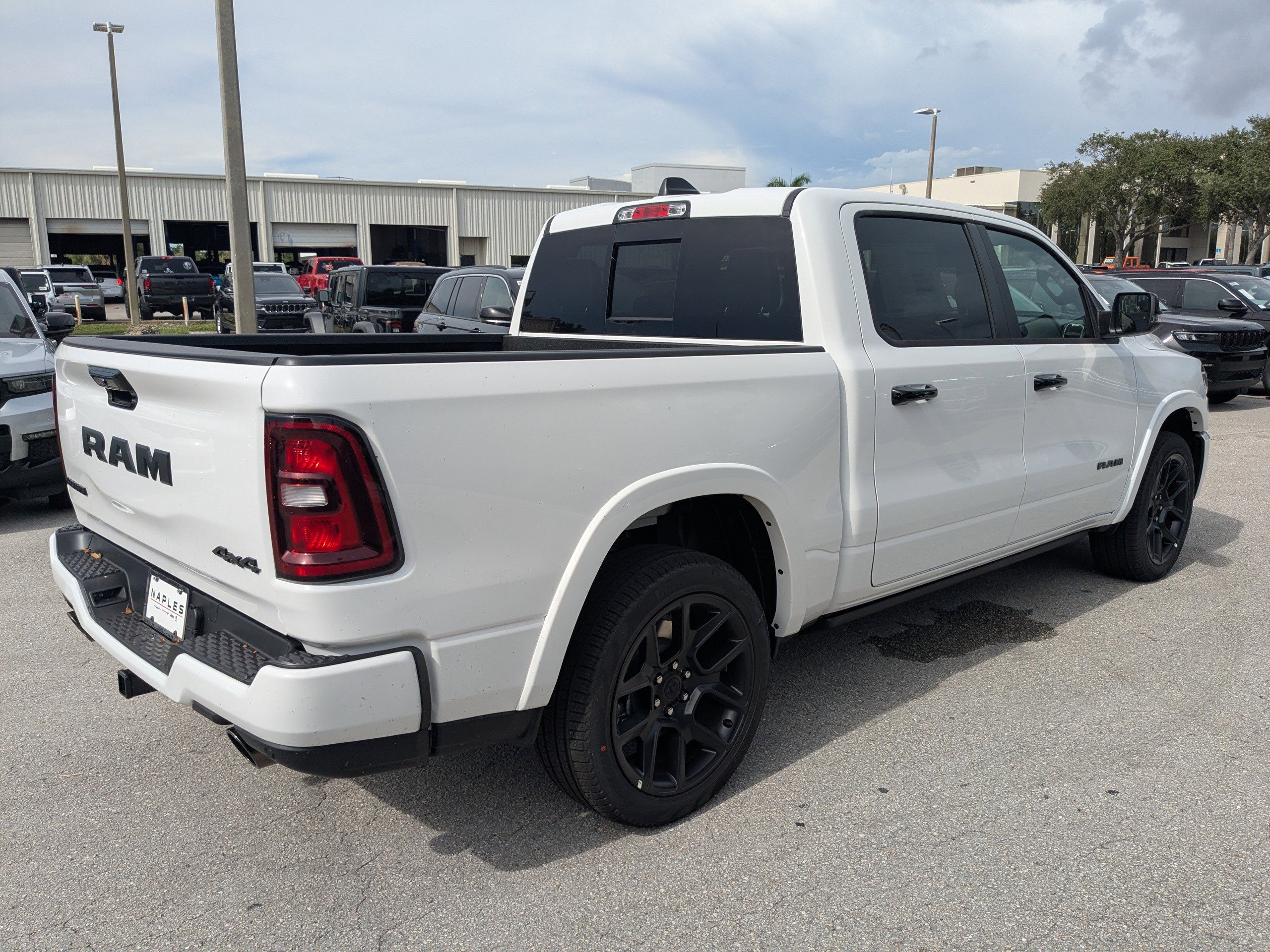 2026 Ram 1500 Laramie photo 4