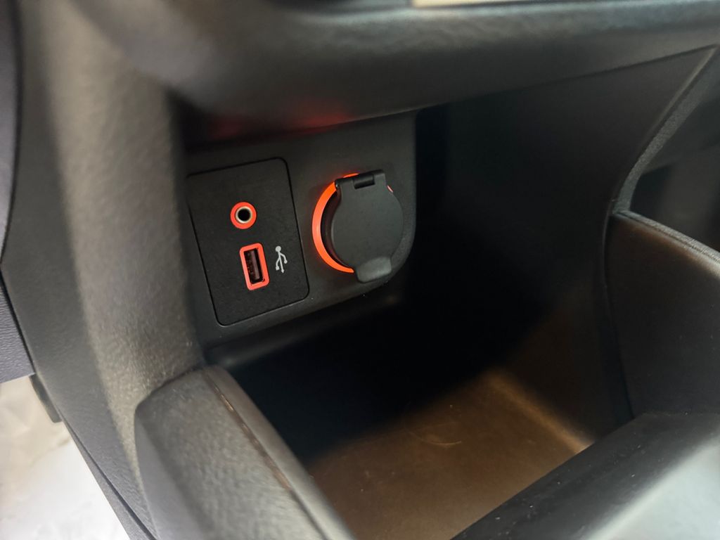 2023 Nissan Kicks S photo 25