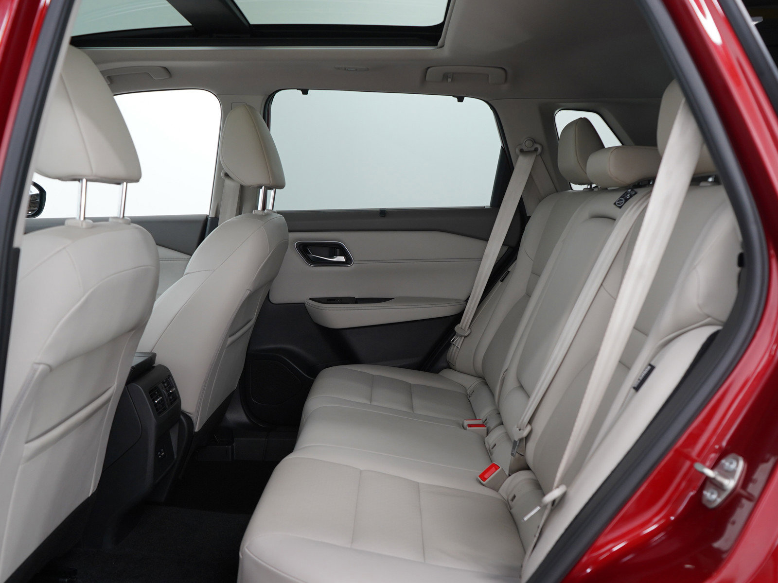 2021 Nissan Rogue SV photo 16