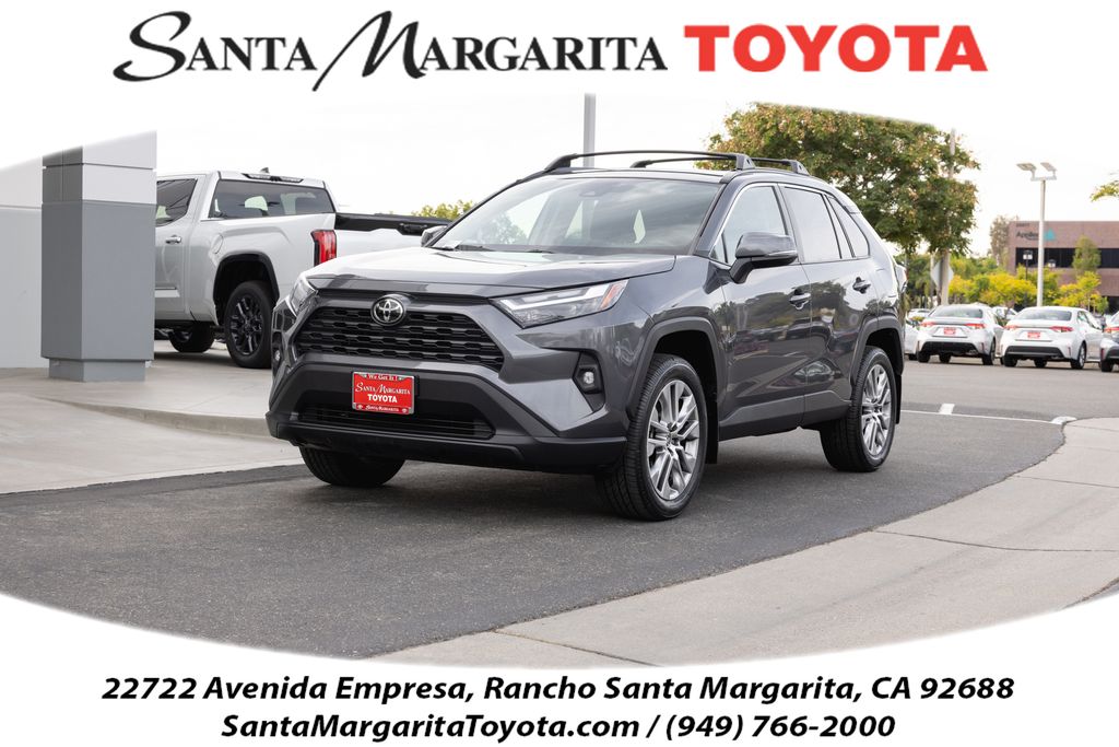 2022 Toyota RAV4 XLE Premium's photo