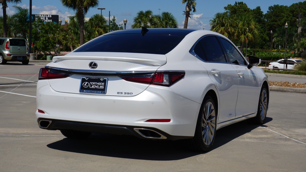 2023 Lexus ES 350 Ultra Luxury photo 6