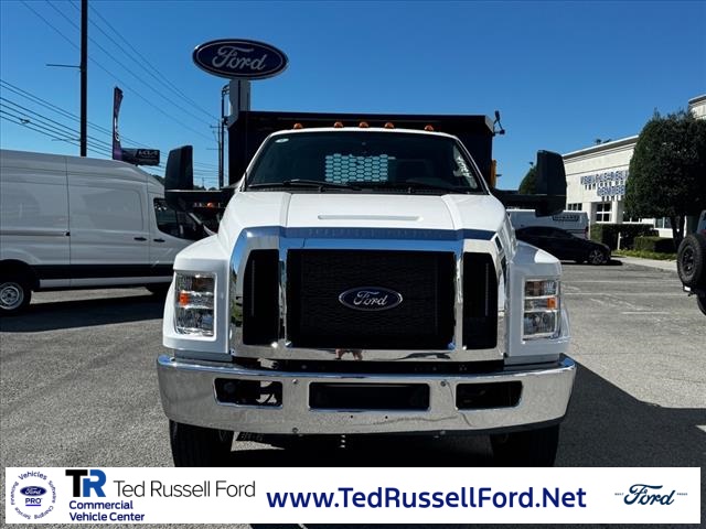 2025 Ford F-650 SuperCab photo 2