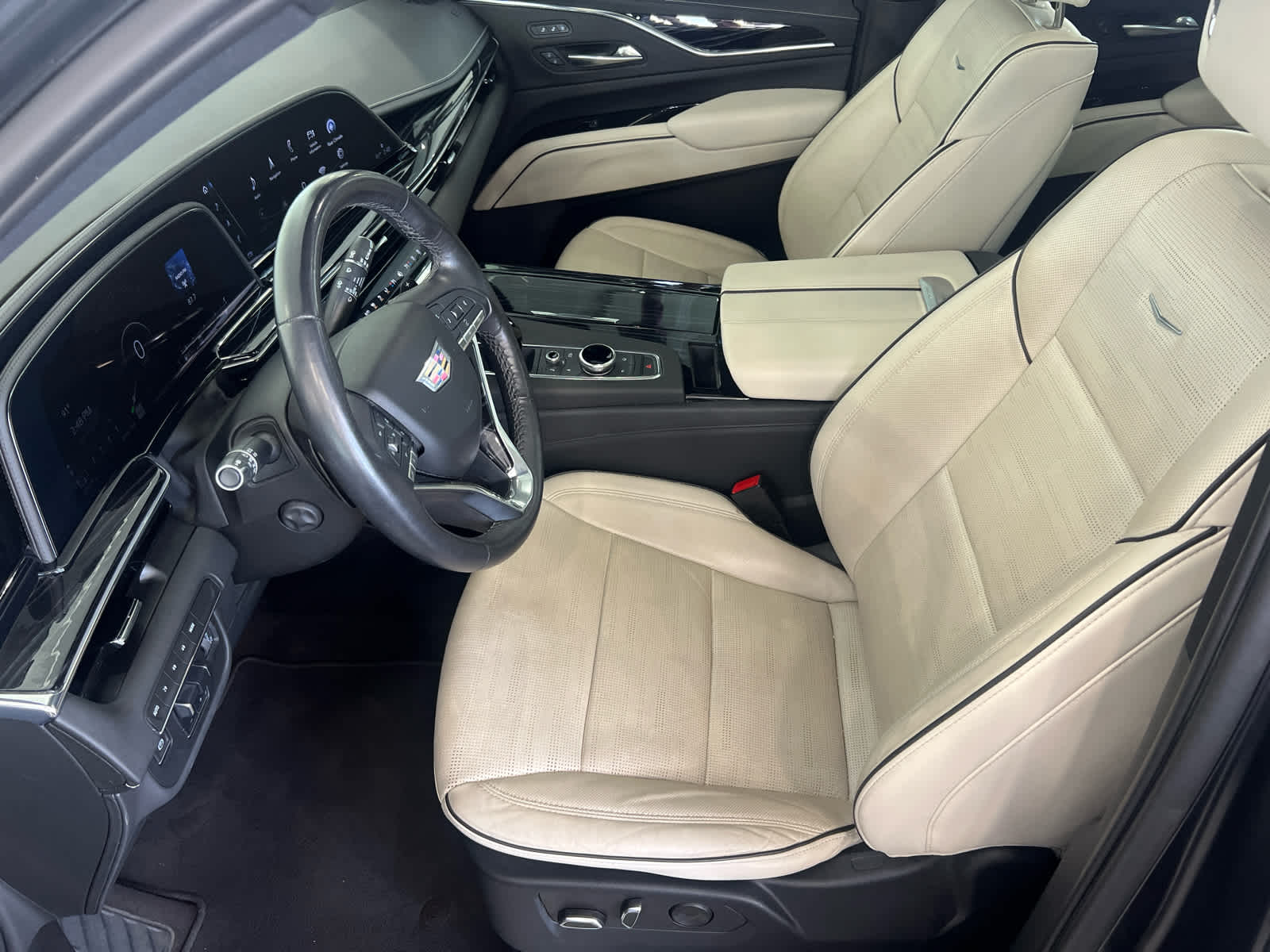 2022 Cadillac Escalade Sport photo 8