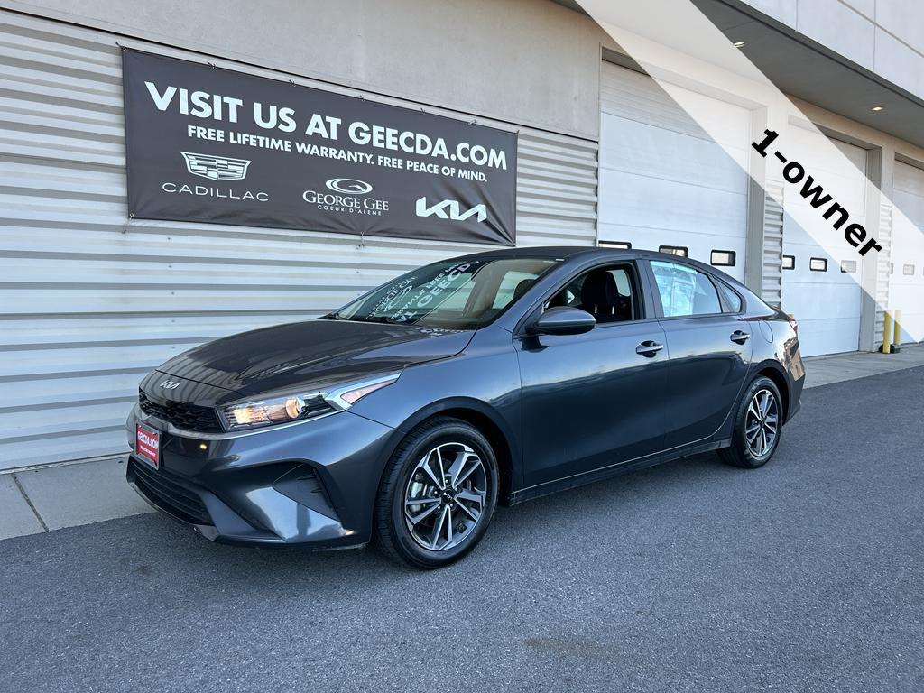 2023 Kia Forte LXS's photo