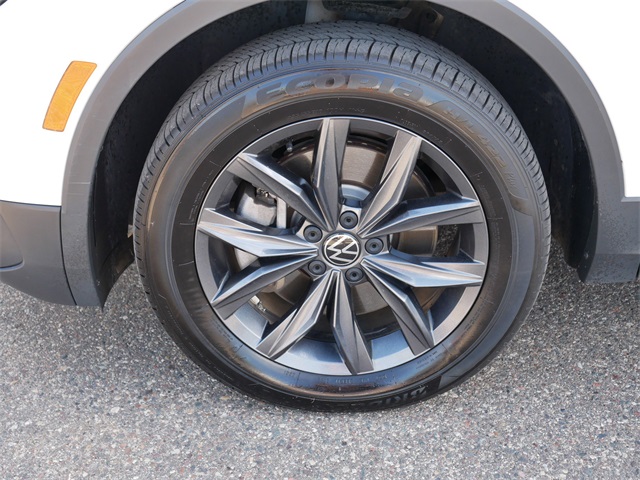 2022 Volkswagen Tiguan SE photo 34