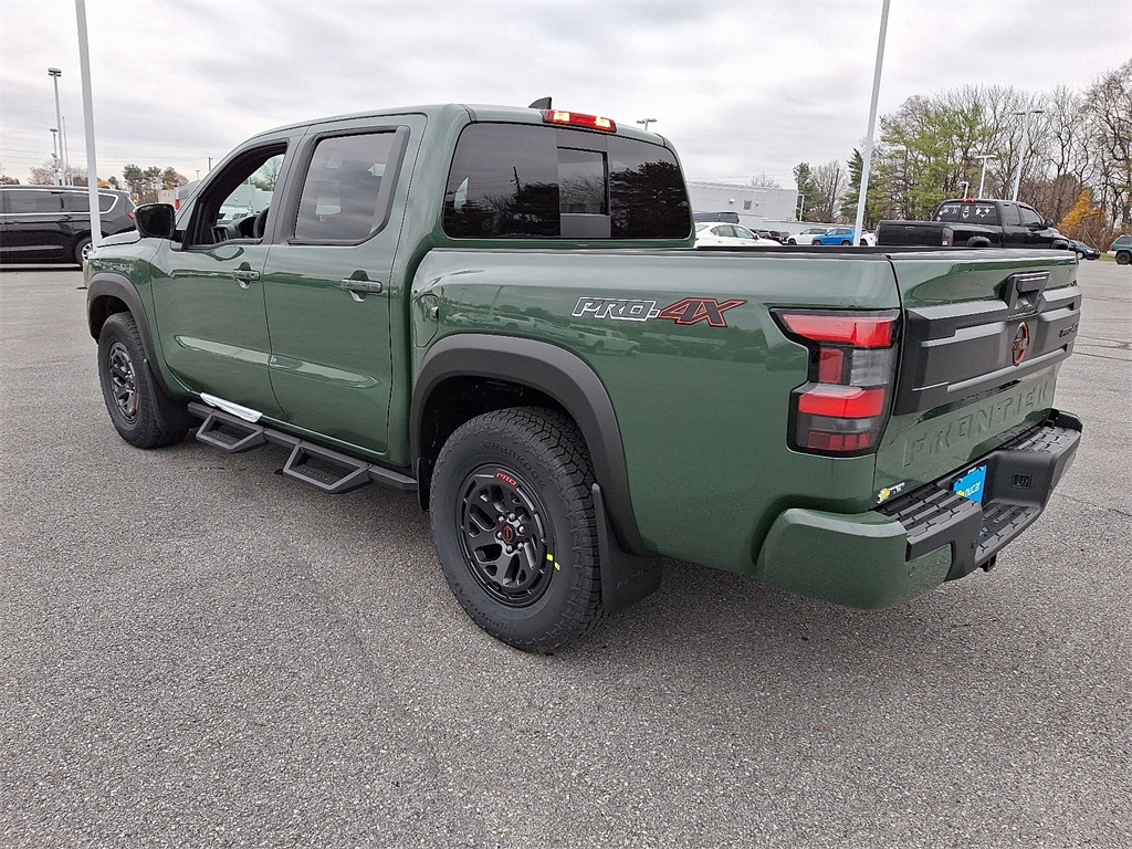 2026 Nissan Frontier PRO-4X photo 3