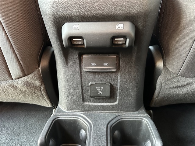 2023 Jeep Gladiator Overland photo 13