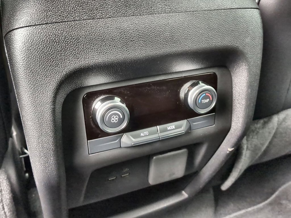 2025 Buick Enclave Preferred photo 20