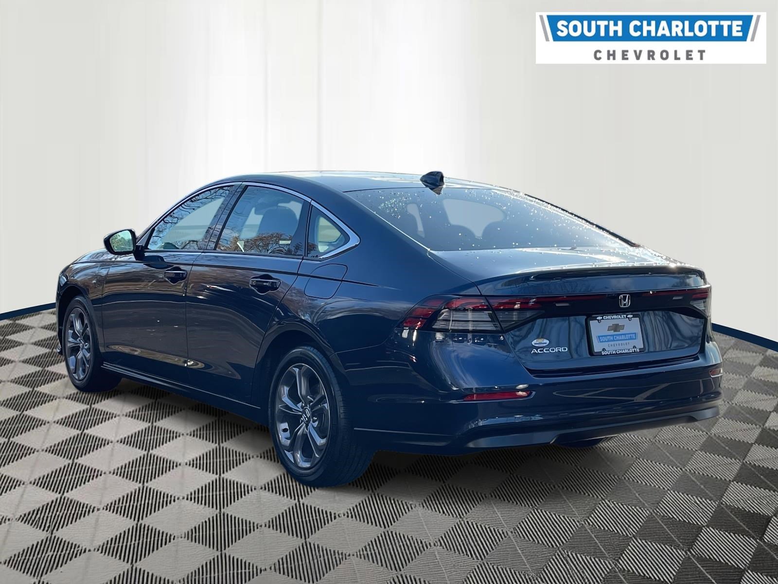 2024 Honda Accord EX photo 4