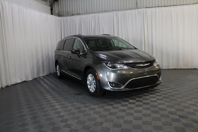 2018 Chrysler Pacifica Touring L photo 26