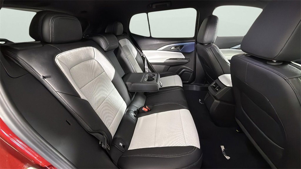 2025 Chevrolet Equinox EV 1LT photo 26