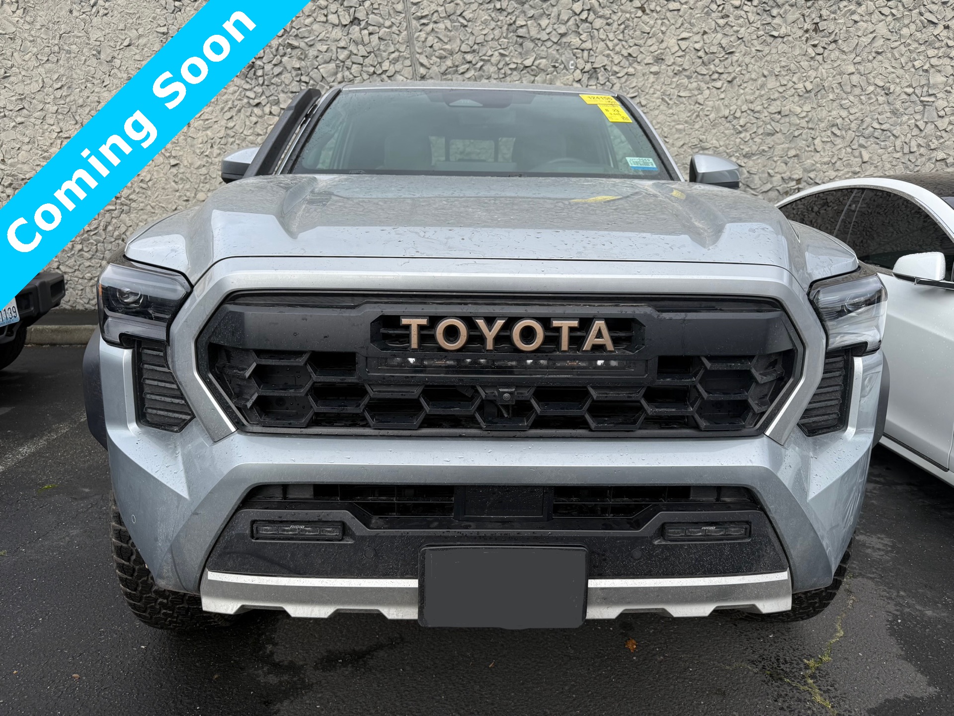 2024 Toyota Tacoma Trailhunter photo 2