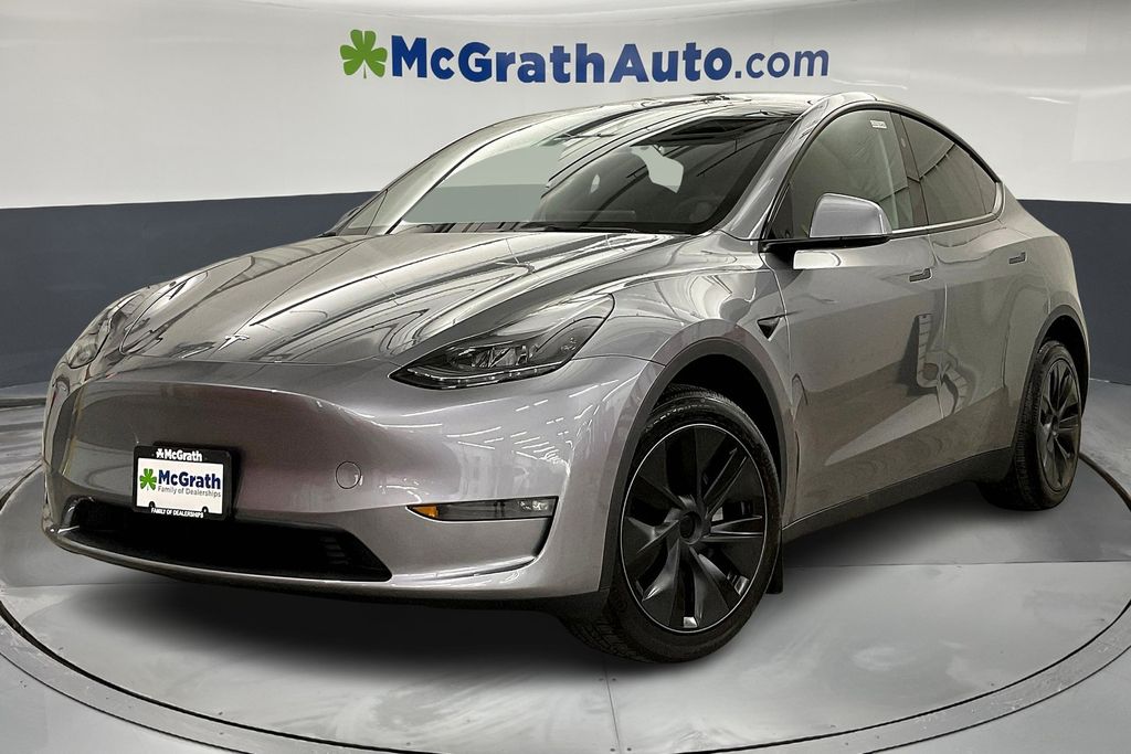 Used 2025 Tesla Model Y Long Range with VIN 7SAYGDEE3SF224977 for sale in Iowa City, IA