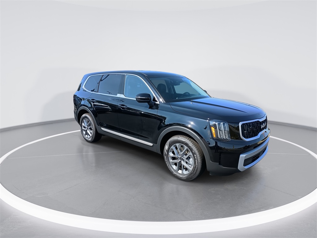 2025 Kia Telluride LX photo 2
