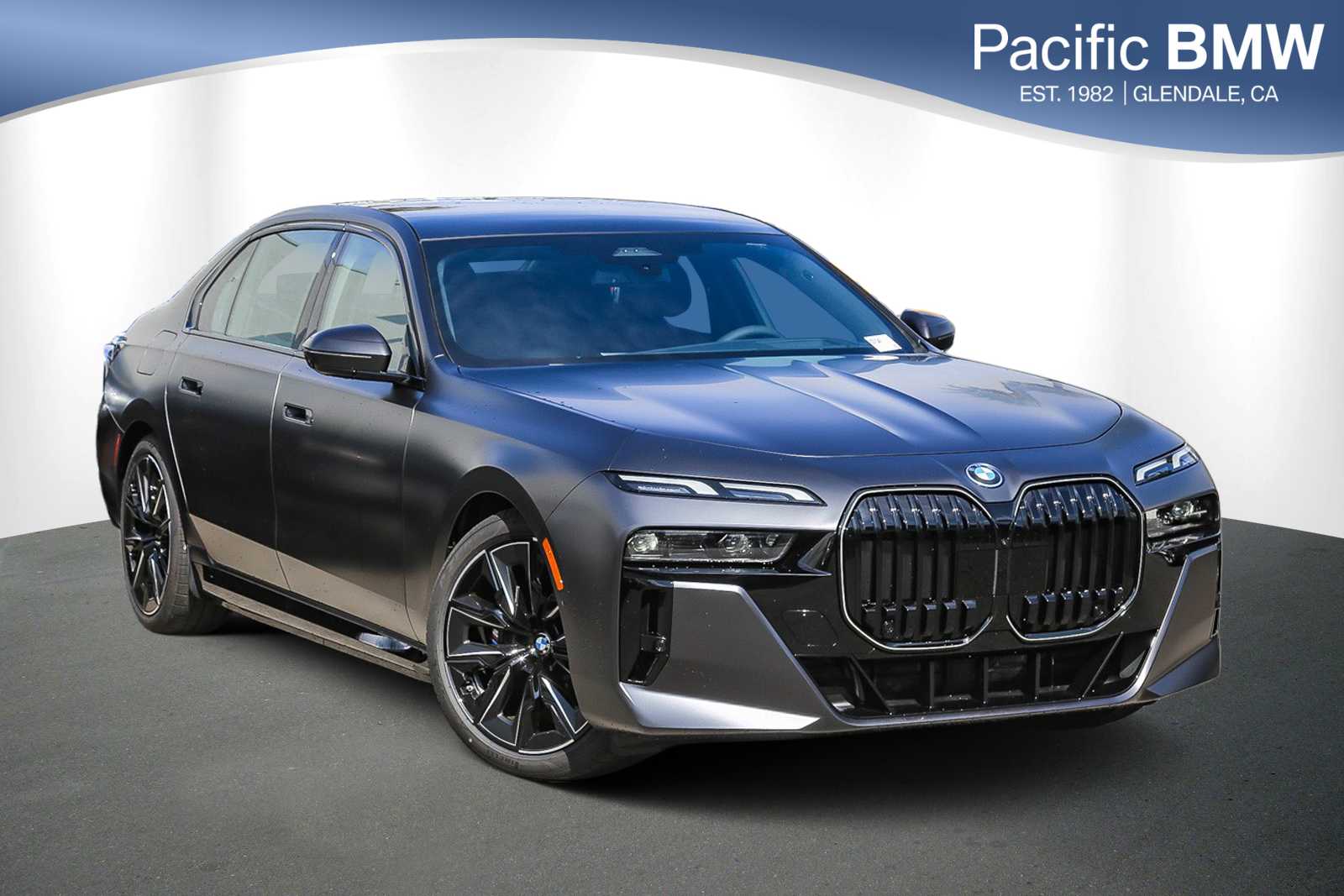 2025 BMW i7 50's photo