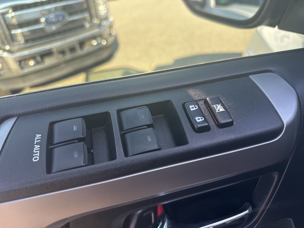 2019 Toyota 4Runner Limited photo 10